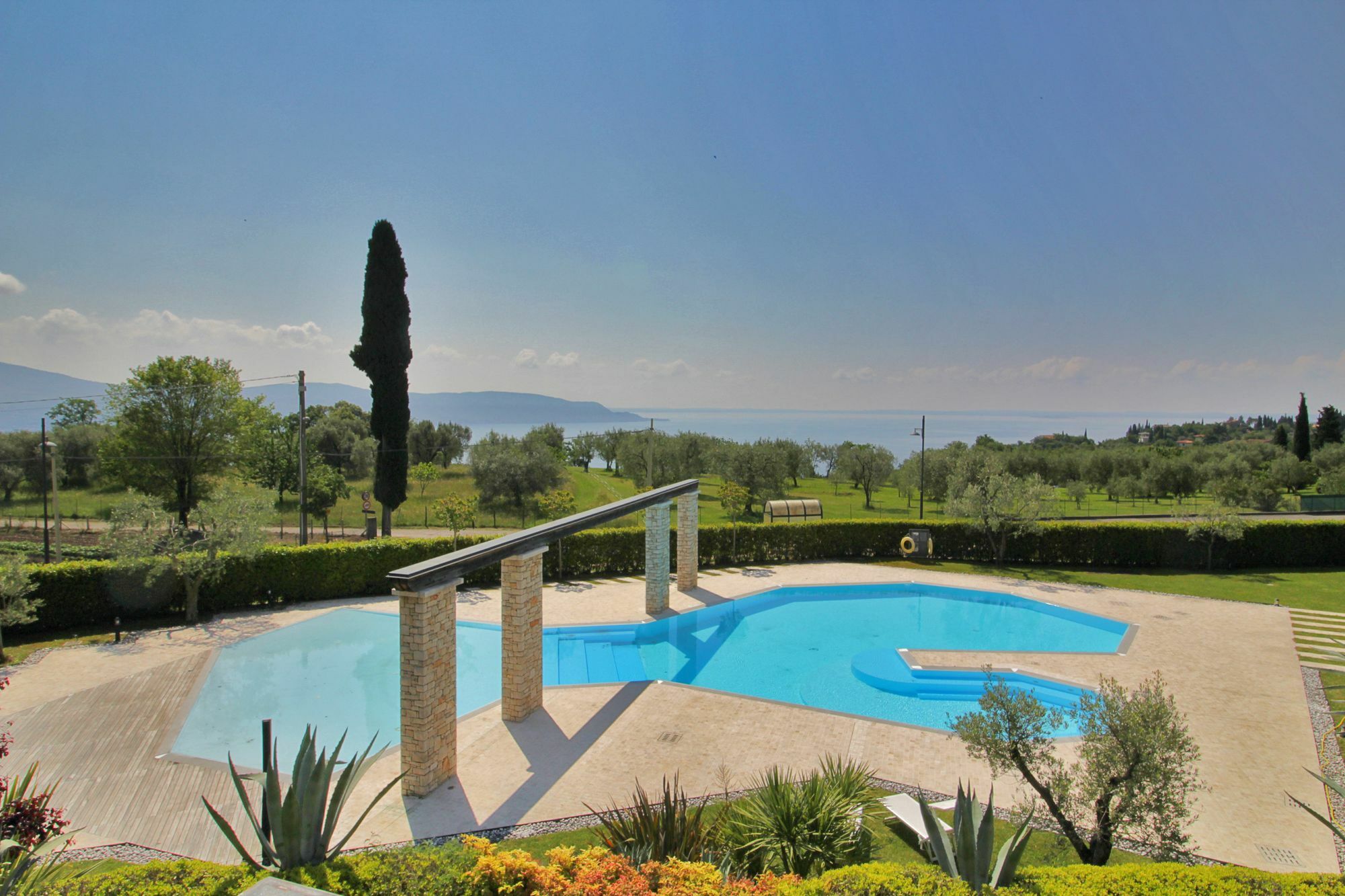 Residence "Borgo Le Torri" Toscolano Maderno Zewnętrze zdjęcie